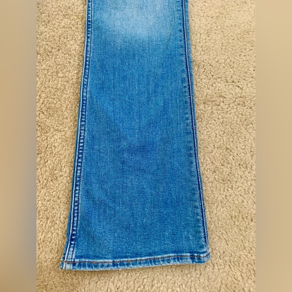 Hudson Jean - Picture 3 of 5